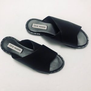 Steve Madden Sandals Studded GORGEOUS AND SPUNKY